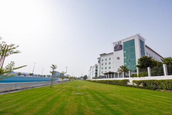 Premier Inn Dubai International Airport image 1